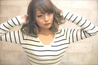 ミディアム カラー インナーカラー/天神 ブリーチ/吉田のヘアスタイル