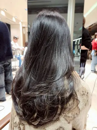 ロング 村山 美姫のヘアスタイル