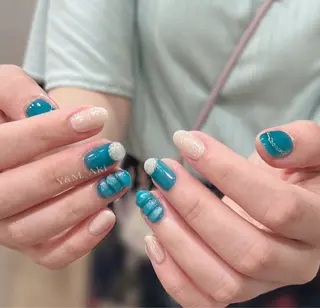 ネイル Kaka_ パラジェル、長さだしのネイルデザイン