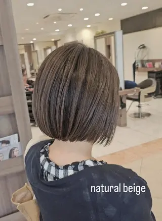 ショート カラー ナチュラル暖色カラー 🤎 佐藤栞のヘアスタイル