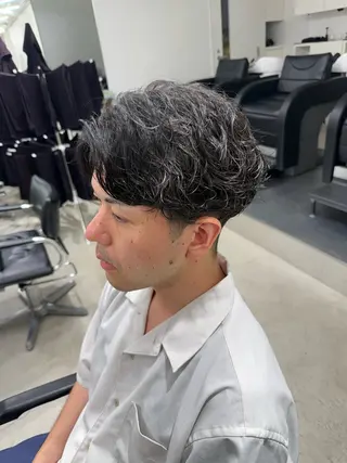 パーマ メンズ 深谷 侑亮のヘアスタイル