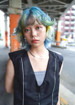 カラー 渋谷/ハイトーン/ 🪐airi👽のヘアスタイル