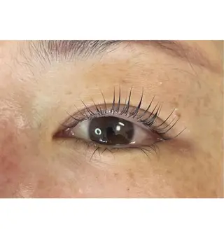 マツエク・マツパ Eyelash salon Blanc 西新井店所属・井浦 花菜のマツエク・マツパデザイン