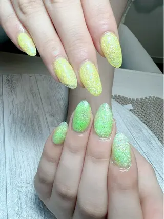 ネイル シェヌネイル JURAのネイルデザイン