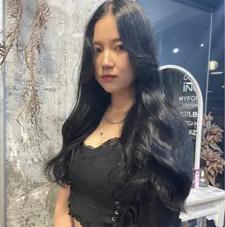 セミロング カラー ヘアアレンジ 🫧🇰🇷韓国ヘア レイヤー🐺Yutaのヘアスタイル