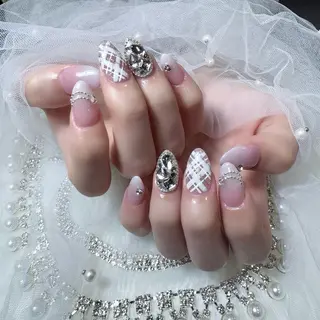 ネイル ドリスネイルサロン所属・Doris Nail Salonのネイルデザイン