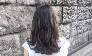 ミディアム カラー 🌈髪質改善カラーの 🌈坂本侑樹のヘアスタイル