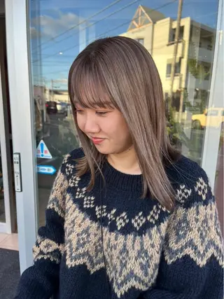 ミディアム カラー フルールドソレイユ所属・♡ナナコ♡ レイヤー/艶髪のヘアスタイル