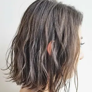 ミディアム カラー パーマ iplus✴ まつげ、眉毛、耳つぼのマツエク・マツパデザイン