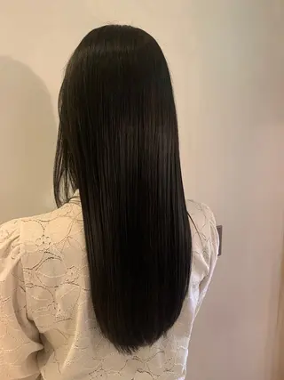 ロング カラー 小林 千紗のヘアスタイル