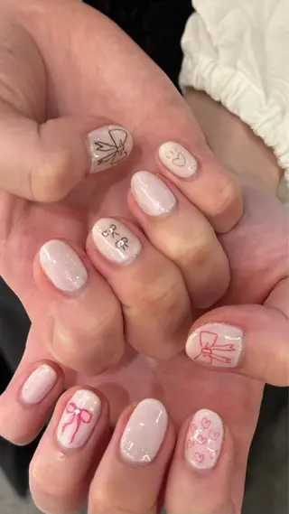 ネイル ꪆৎ平行アーチ ྀི ワカナの眉毛・アイブロウイメージ