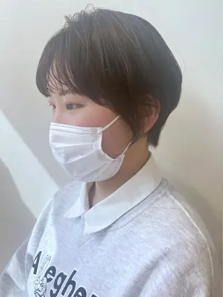 ショート ベージュ/インナー カラー🤍Rieのヘアスタイル