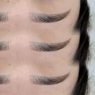 アイブロウ Airi 🌷‎🤍のマツエク・マツパデザイン