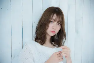 ミディアム カラー ブリーチなし✨艶髪 カラー𓃲YAGIのヘアスタイル