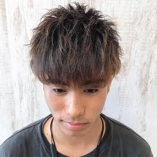 メンズ ファミールヘア所属・メンズパーマ波巻き 🌳大森悠登🌳のヘアスタイル