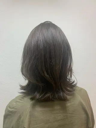 ミディアム エンドウ　ミノリ🤎 /半個室/レイヤーのヘアスタイル