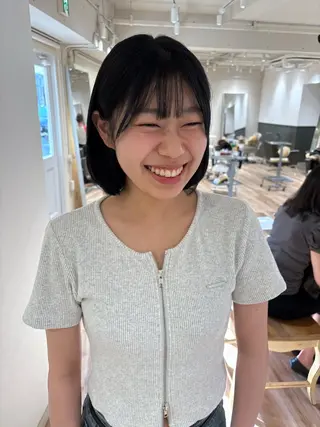 ショート 与那嶺 亜美のヘアスタイル