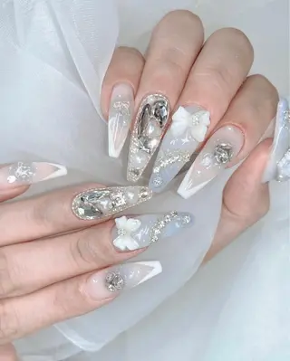 ネイル Tira Nailのネイルデザイン