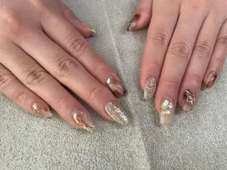 ネイル Roi〈ロワ〉 Minakoのネイルデザイン