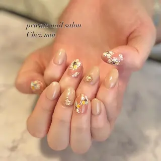 ネイル KOMINE TOMOKOのネイルデザイン