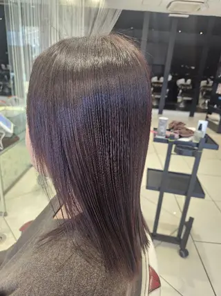 セミロング 山田 憲/髪質改善のヘアスタイル