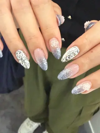 ネイル healing【ヒルリン】所属・healing 【ヒルリン】のネイルデザイン