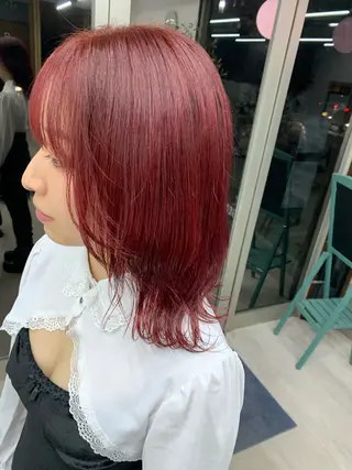 ミディアム カラー 坂井 水菜美のヘアスタイル