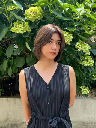 ミディアム 艶ボブ×髪質改善トリ ートメントRICOのヘアスタイル