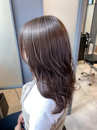 セミロング カラー SALOWIN神戸三宮East店所属・【透明感、艶髪】西村 有司のヘアスタイル