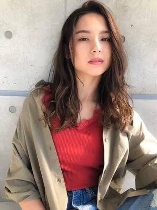 セミロング カラー YU-KA ✂︎ROSSOのヘアスタイル