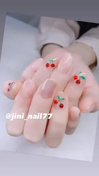 ネイル JINI NAIL所属・ジニ ネイルのネイルデザイン