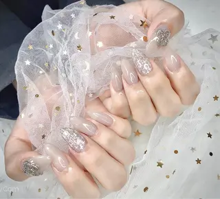 ネイル I-nailロング /ワンホン/キラキラのネイルデザイン