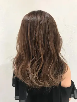 ロング カラー マツエク・マツパ 韓国ヘア🇰🇷/ レイヤーカット✂︎のヘアスタイル