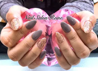 ネイル Nailsalon Reine所属・玉栄 伶奈のネイルデザイン