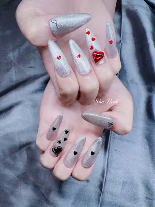 ネイル She   Nail所属・ISA_ BELLAのネイルデザイン