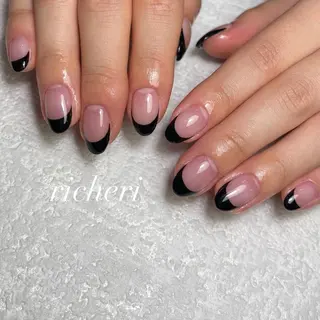 ミディアム ネイル richeri beautyのネイルデザイン