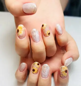 ネイル ネイルサロンmuumii所属・東十条muumii ネイルまつ毛のネイルデザイン