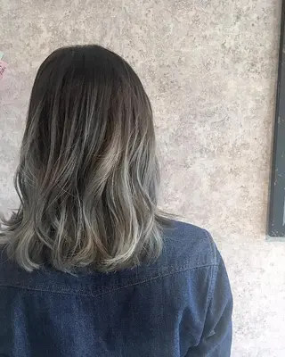 ミディアム カラー パーマ 小顔カット✨ 透明感カラー/村上のヘアスタイル