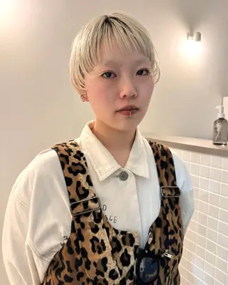 ショート カラー デザイン/レイヤー Kaito🐩/栄のヘアスタイル