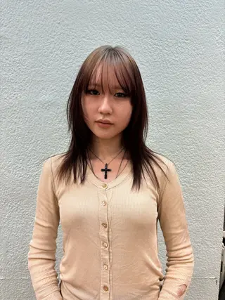 セミロング カラー Lisa🪄似合わせ ／デザインカラーのヘアスタイル