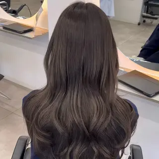 ロング ☘️透明感特化カラー /レイヤーmaya☘のヘアスタイル