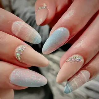 ネイル m kaori𓃟のネイルデザイン