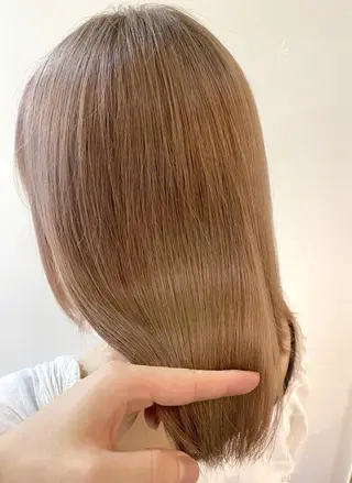 ミディアム カラー 服部 樹季のヘアスタイル