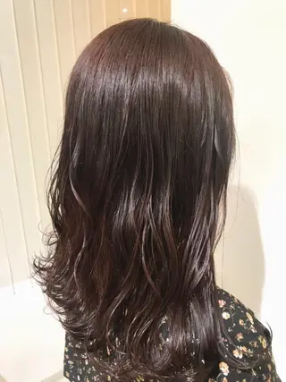 セミロング カラー 由比藤理子 ブリーチカラー🌈のヘアスタイル
