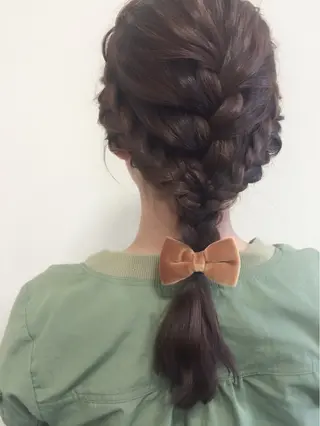 セミロング ロング ヘアアレンジ 沢田 瞳のヘアスタイル