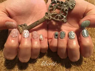ネイル liberté (リベルテ)のネイルデザイン