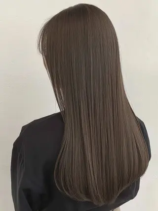 ロング 藤原仁美/レイヤー /透明感カラーのヘアスタイル