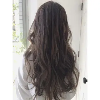 ロング カラー fio マナミのヘアスタイル