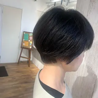 ショート カラー パーマ 坪内 麻里子のヘアスタイル