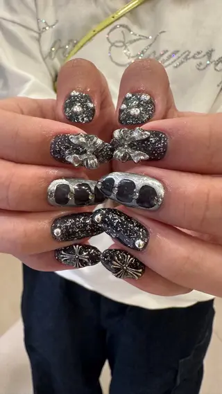 ネイル 👽個性派ネイル🎀 komachiのヘアスタイル